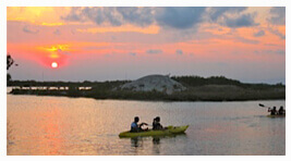 Kayaking in Placencia Belize